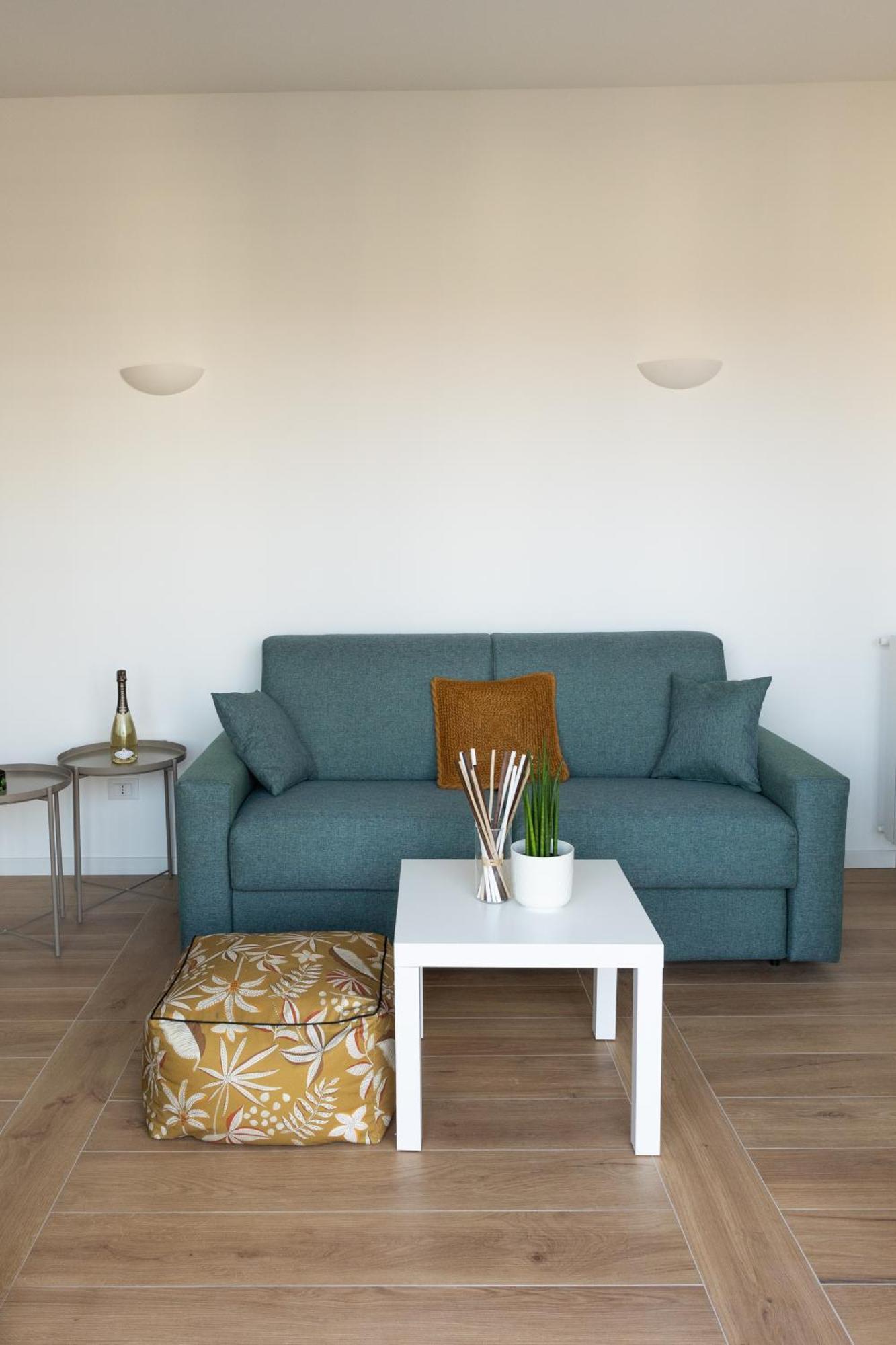 Nuovo E Luminoso - Zona Apartamento Milán